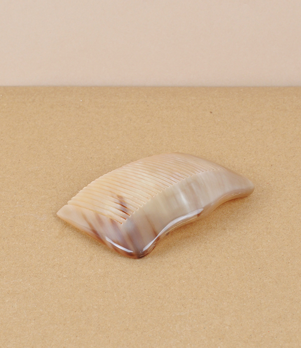 Hand Made Ox Horn Hair Grip, Fine Toothed
