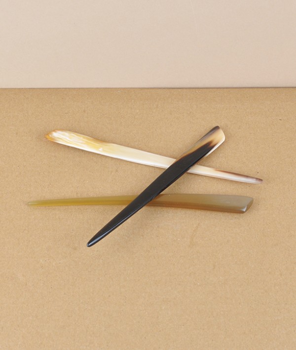 English hand-made Ox-horn hair pin