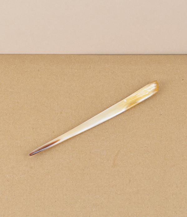 English hand-made Ox-horn hair pin