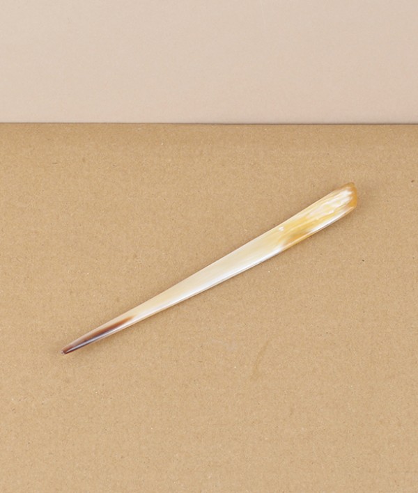 English hand-made Ox-horn hair pin