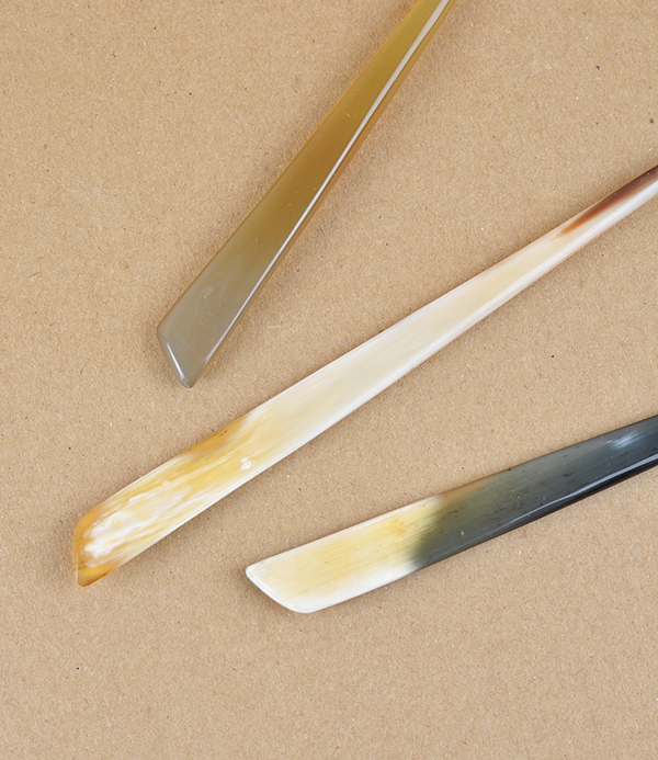 English hand-made Ox-horn hair pin