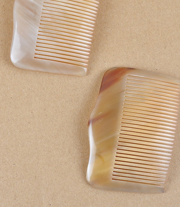 Hand Made Ox Horn Hair Grip, Fine Toothed