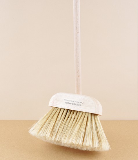 Cobweb broom, natural bristle, English