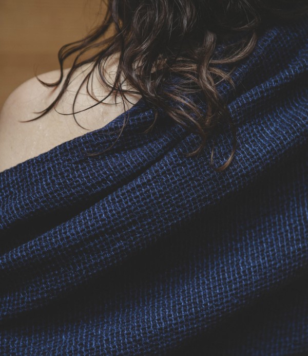 Finnish Linen & Tencel Bath Towel, Blueberry & Black