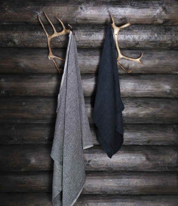 Finnish Linen & Tencel Hand Towel, Blueberry & Black