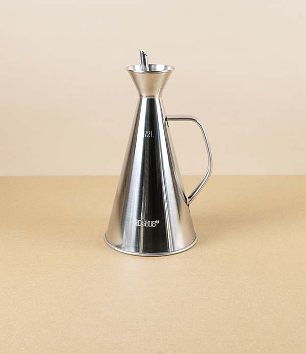 Spanish Oil Store & Pourer, Drip-Free, Stainless Steel, 0.5L