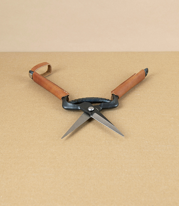 Leather Handled "Mekiri" or Bud Trimming Snips