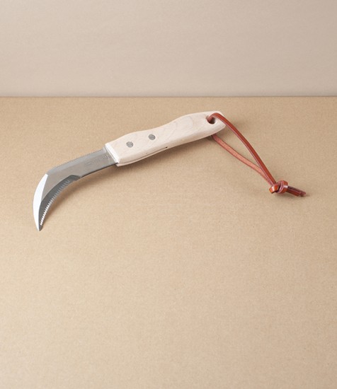 Japanese Twice-Serrated Weeding Sickle, Snow Beech