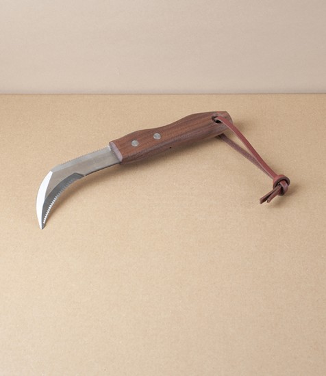 Japanese Twice-Serrated Weeding Sickle, Walnut