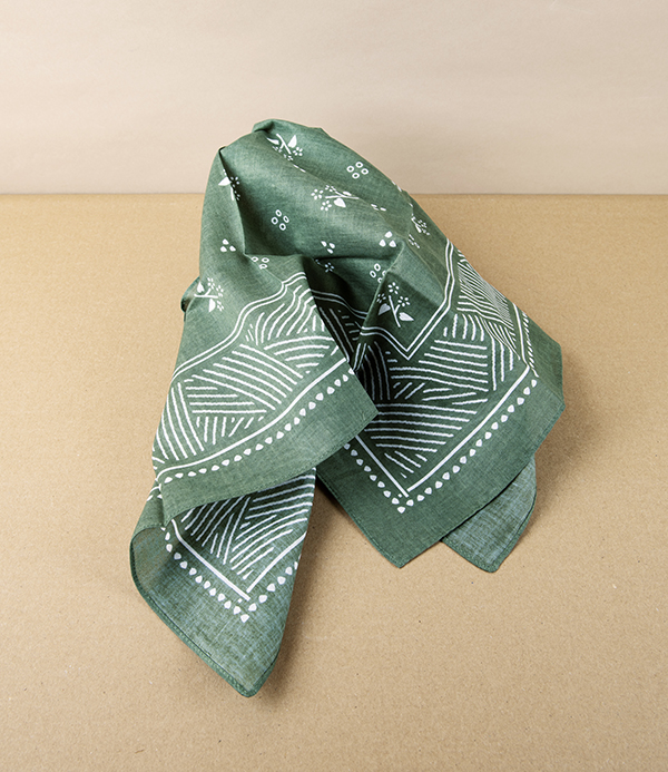 Japanese Kamawanu Bandana, Soba