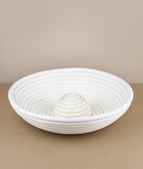 Rattan Banneton or Proving Basket, Round with Riser
