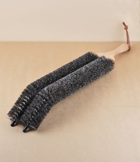 Bathroom radiator brush, beech, wire, goat hair