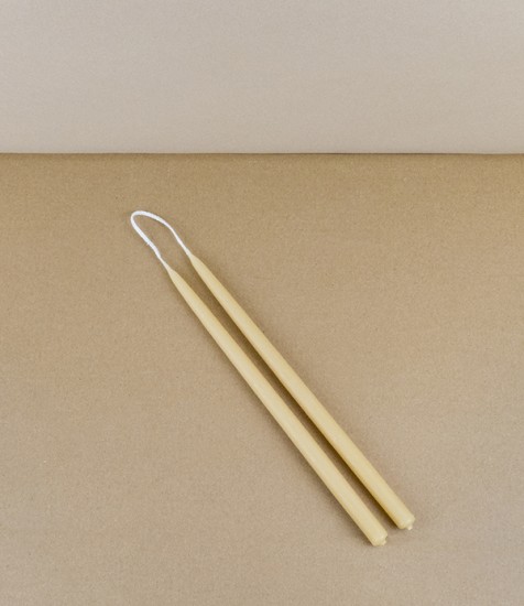 Hand-dipped UK beeswax tapers