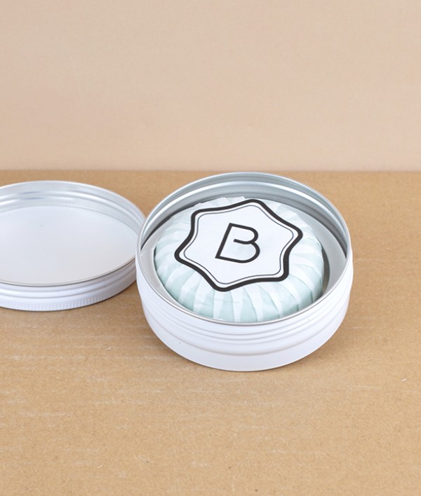 Benamôr Rosemary Solid Shampoo in Tin