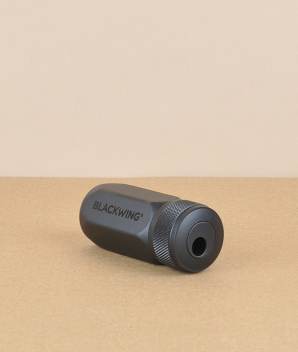 Blackwing One-Step Long Point sharpener
