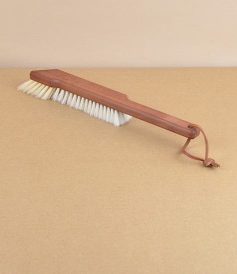 Book brush, pear wood & goat hair