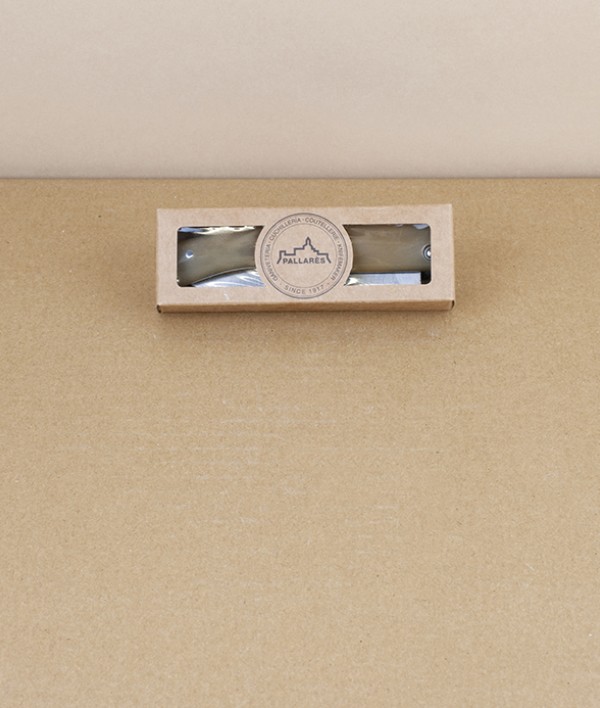 Pallarès Busa Folding Knife, Polished Horn Handle