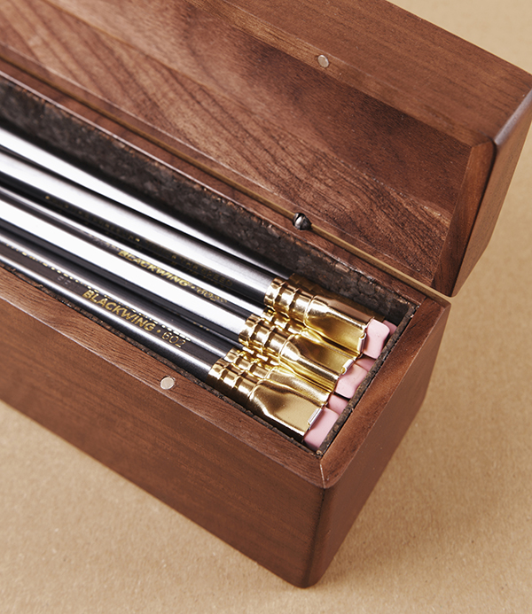 Blackwing 602 Walnut Storage Box & Sharpener Set