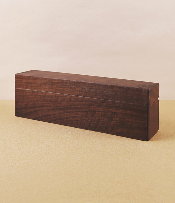 Blackwing 602 Walnut Storage Box & Sharpener Set
