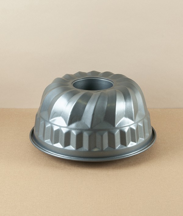 Aluminium Bundt Cake Pan, Fluted