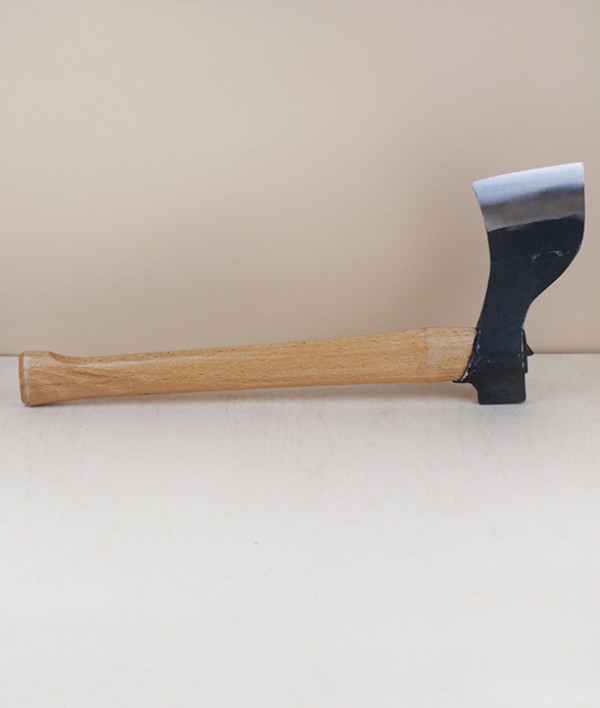 Catalonian axe No.2 with hammer