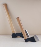 Catalonian axe No.2 with hammer