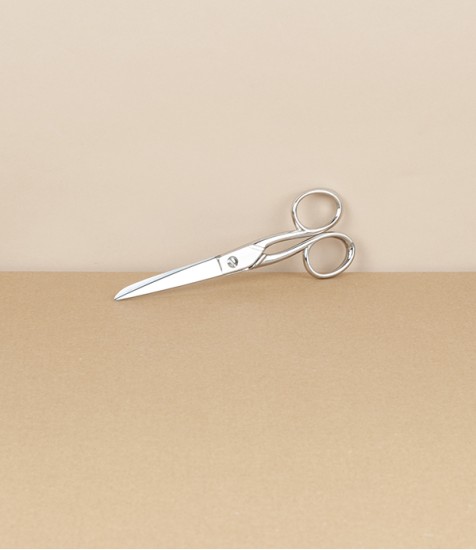 Catalan Nickel Plated Sewing Scissors, 5.5”