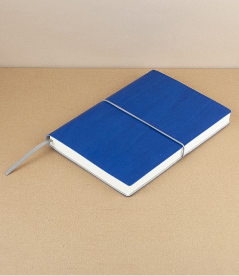 Italian notebook with elastic, A5, Dotted, Blue