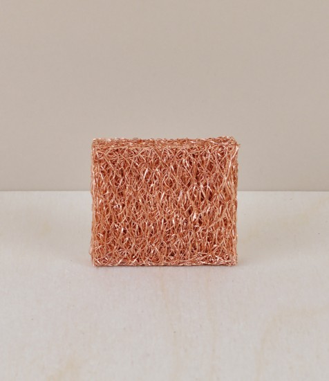 Compact copper scouring pad