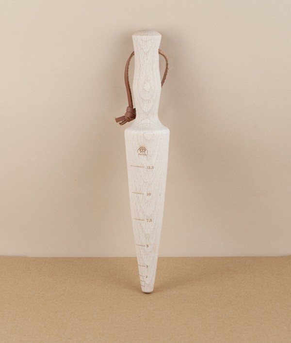 Garden dibber, untreated beech wood