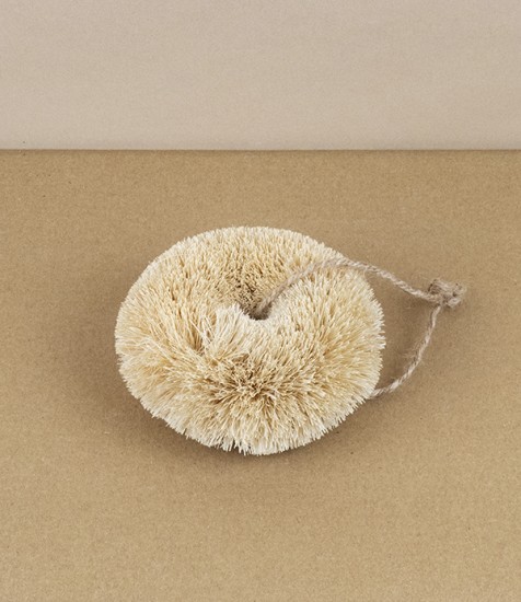 Tawashi style dish scrub, light coconut fibre