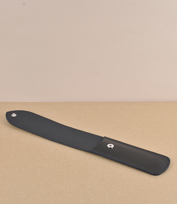 Dovo leather case for straight razor