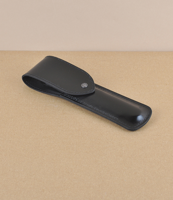 Dovo leather case for straight razor