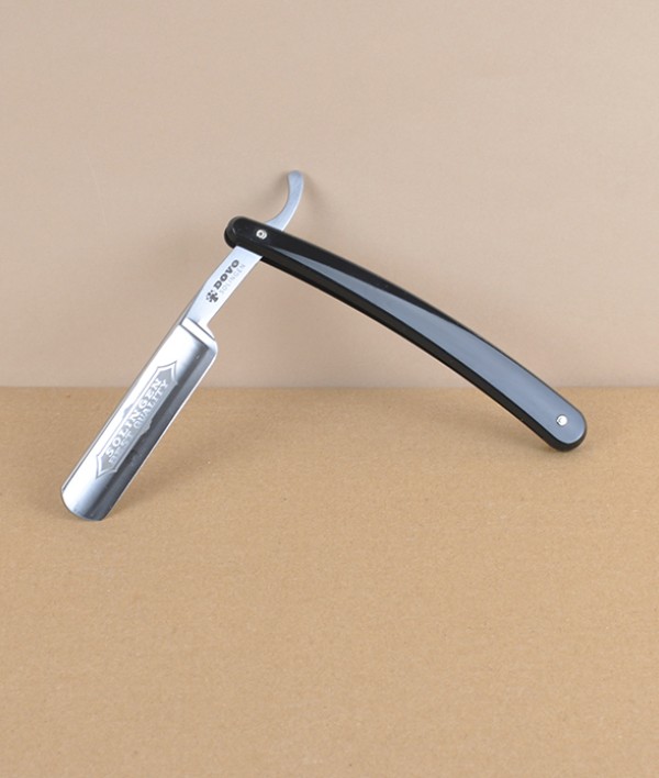 Dovo classic straight razor