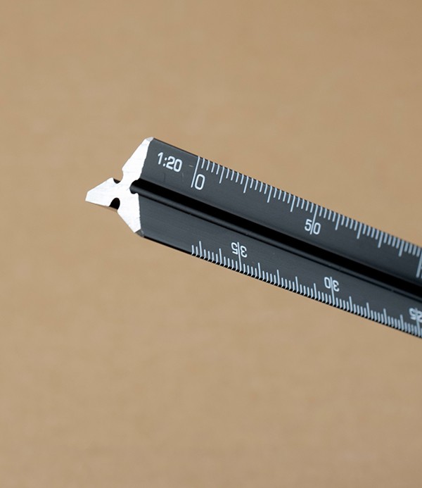 German Dafting Scale, Black