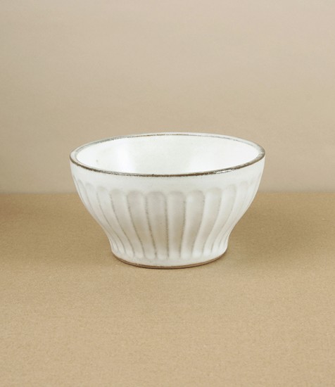 Japanese Earthenware Fluted Table Bowl