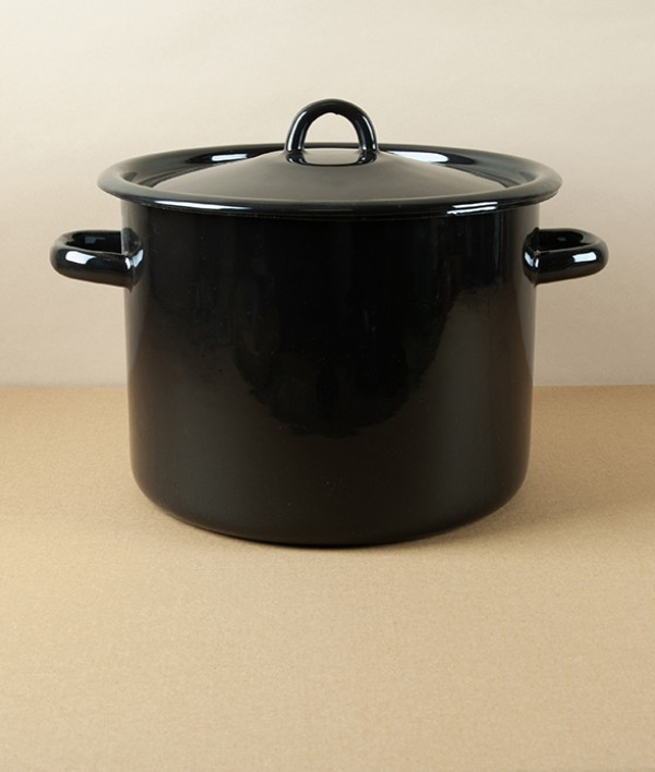 Ukrainian Enamel Casserole 24cm, 5.5l, Black