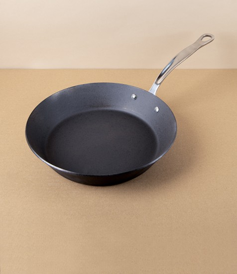 English Seasoned Carbon Steel Frying Pan, 25cm