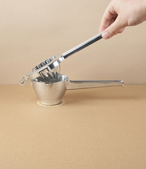 Italian Cast Aluminium Citrus Squeezer