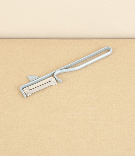 Famos original vegetable peeler