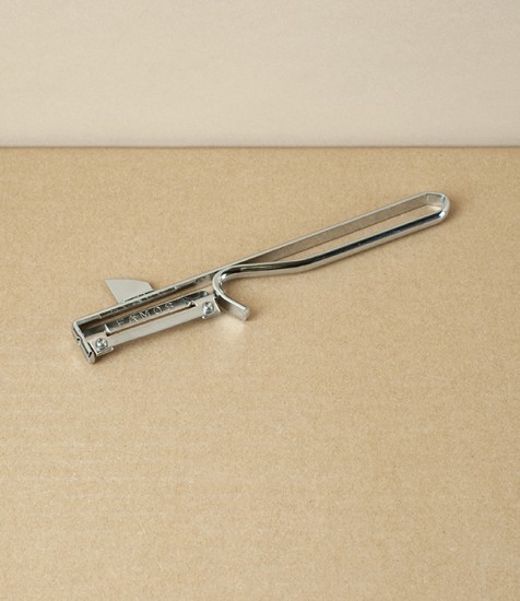 Famos Original Vegetable Peeler, Chrome Plated