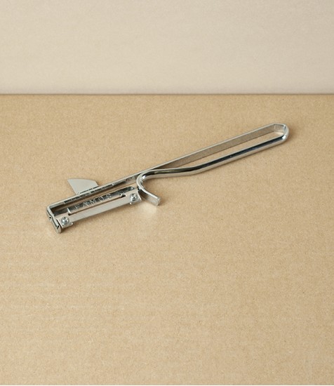 Famos Original Vegetable Peeler, Chrome Plated