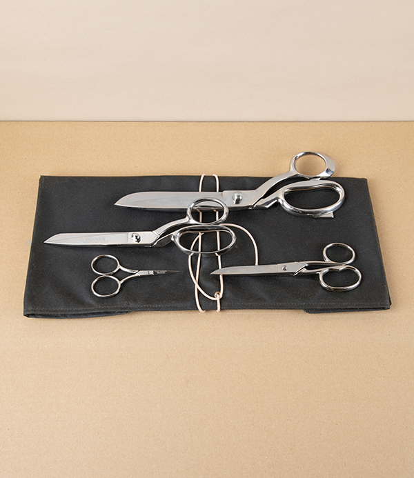 Fennek Four-Piece Dressmaker's Scissors Set with Roll
