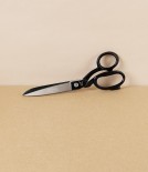 Fennek Italian Tailor’s Shears, Black Bows, 8”