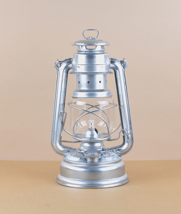 Feuerhand 276 storm lantern, galvanised