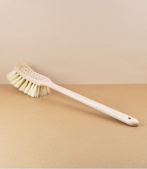 Finnish Bathtub Brush, Birch & Tampico
