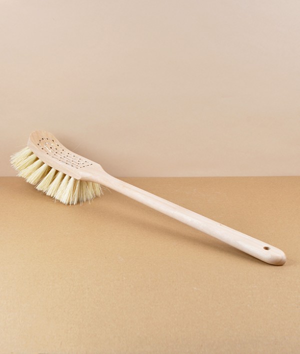 Finnish bathtub brush, birch & tampico