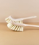 Finnish birch & tampico sink brush