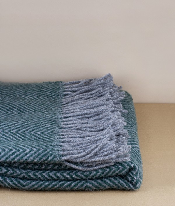 Finnish 100% Wool Blanket, Diamond Pattern, Grey/Green