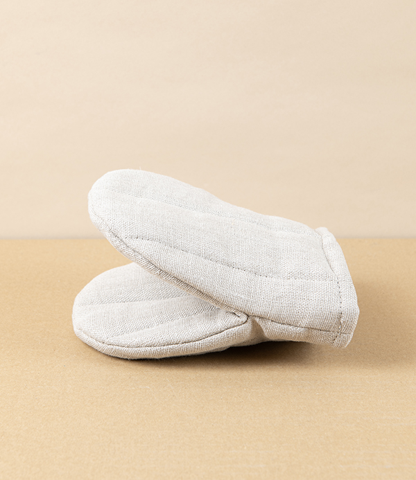 Lithuanian Linen Oven Mitten, Natural